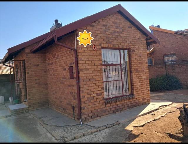 2 BEDROOM HOUSE FOR SALE IN SOSHANGUVE WW